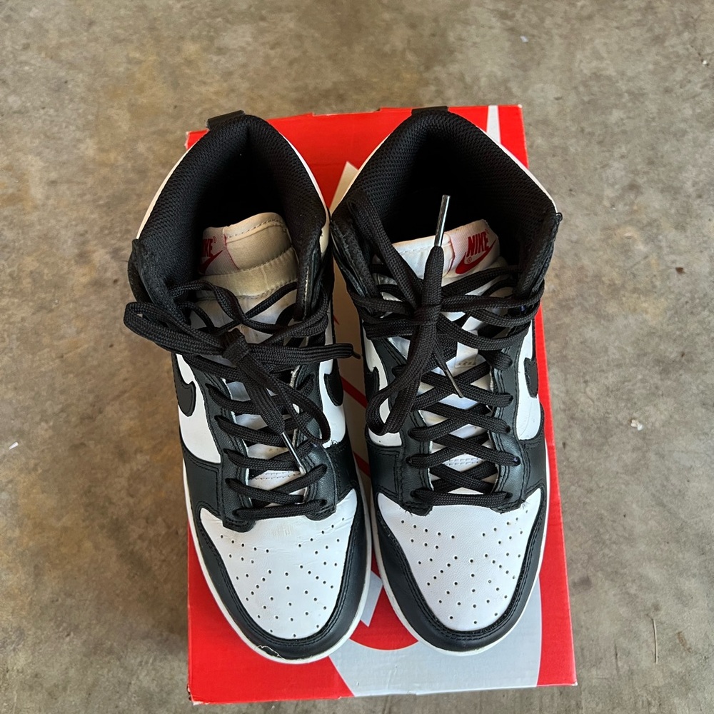 Nike Black and White High-Top Sneakers - Picture 2 of 8